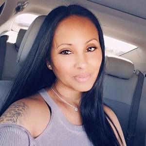 Meet your Posher, Emiliany